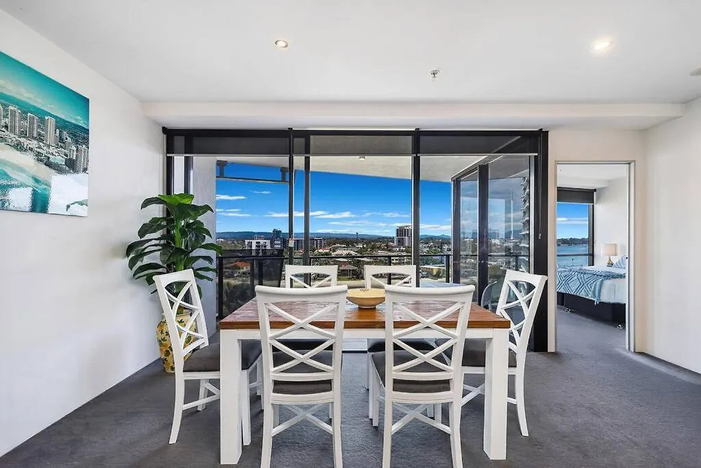 Circle On Cavill Riverview Apartment 450 Metre To The Beach Gold Coast